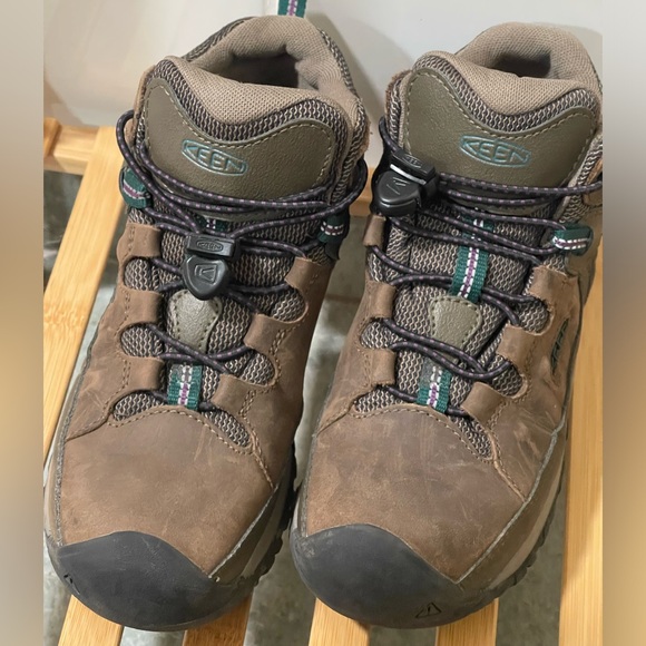 KEEN Targhee Mid Waterproof Hiking Boots - Picture 3 of 6